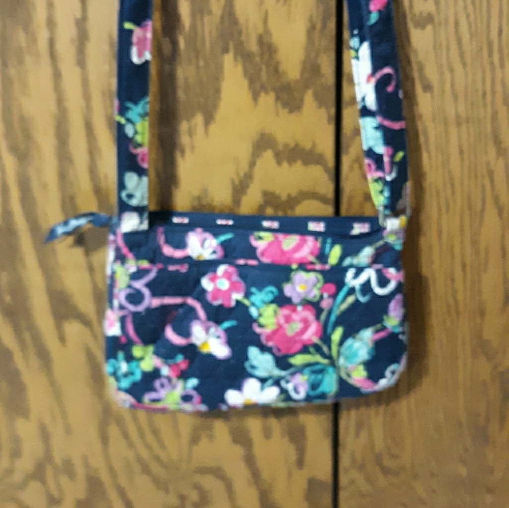 VERA BRADLEY PURSES